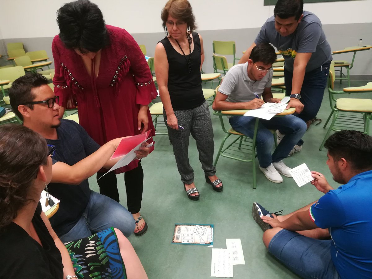ecvente's tweet photo. ¿Cómo distinguir un #scaperoom de un #breakoutroom? @PatroMellado se pone 
#ManosALaObra en #C34EducacionyNNTT #ECV18 #equipazodocente @fundacionucm @davalonso2000 @dcaraban @javiramossancha @julisanzmamolar @rosaliarte @aarribasa @ValledelMiro https://t.co/72M2bXiAct
