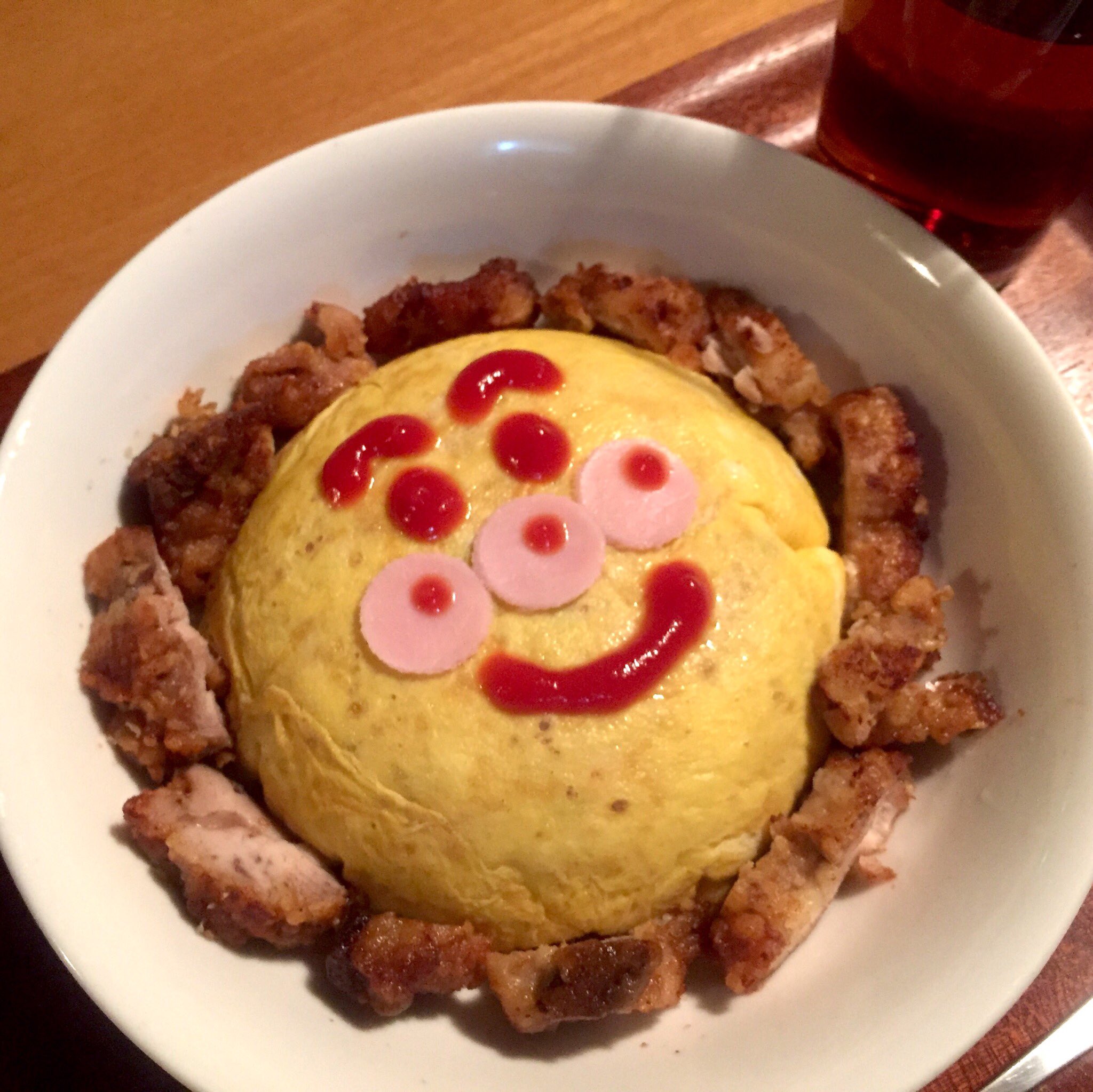 تويتر エヌ村ナマコ على تويتر 好きなキャラクターの顔にして周りに唐揚げ並べて というリクエストに応えたら 作中で 好きなキャラクターを作るおじさんのオムライスになった Https T Co W259wsuaxz