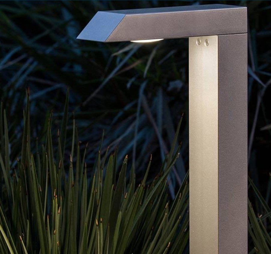 RogerDRamsey's tweet photo. Finally got my hands on the new FX M_PL modern path light!  Different in many ways- not just in style &amp; design! https://t.co/0UK3RDMbw9