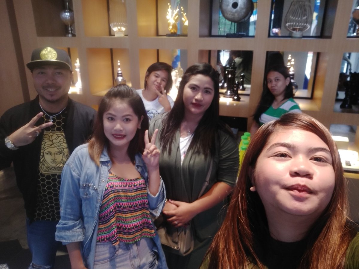 LiMayNomaro's tweet photo. #HappyBirthdayYoungJV 
@iamyoungjv_ 
@iammelanieocana 
@DeograciasJean 
@deniseanne_ https://t.co/vtyXwJDgfe
