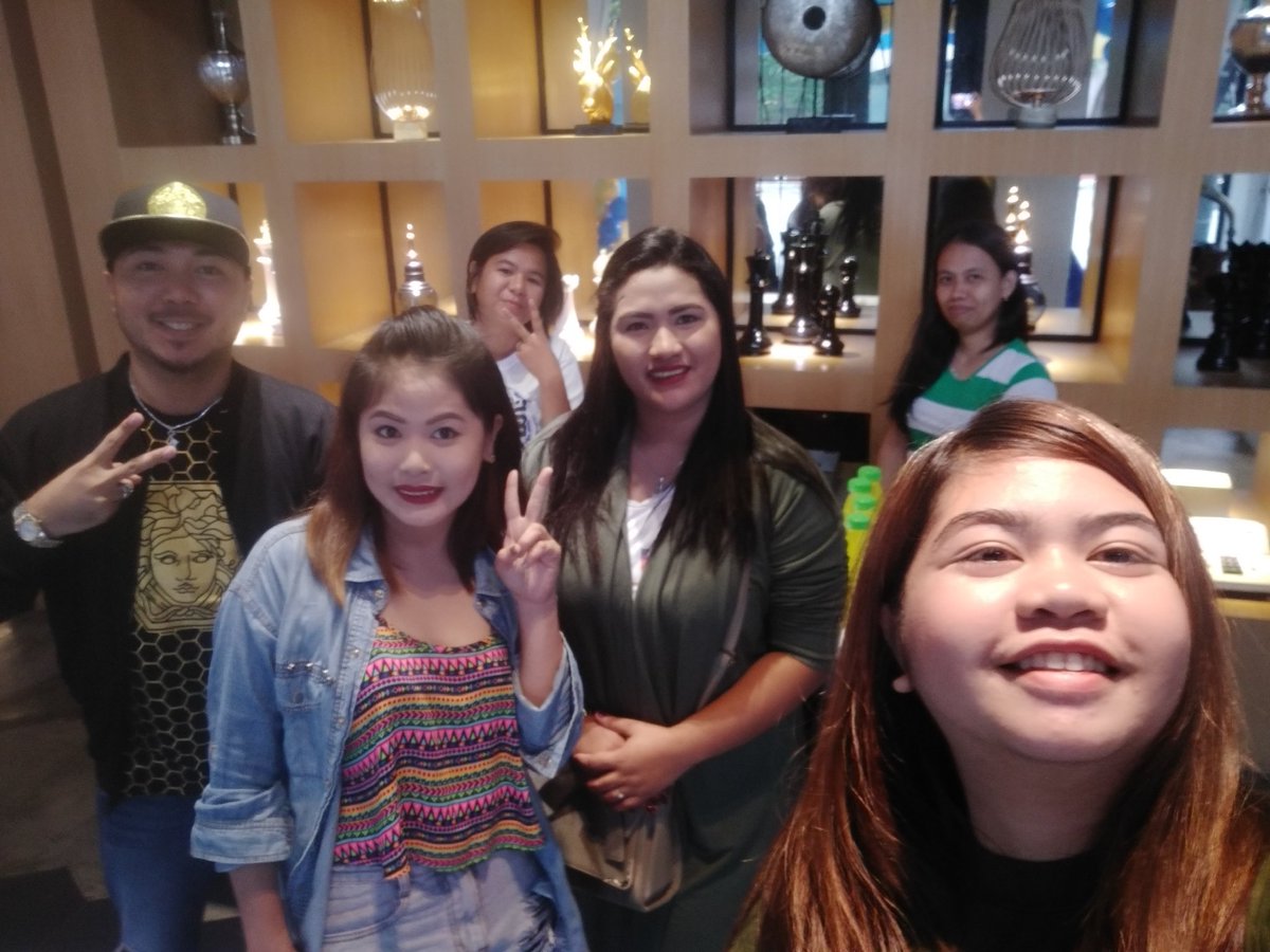 LiMayNomaro's tweet photo. #HappyBirthdayYoungJV 
@iamyoungjv_ 
@iammelanieocana 
@DeograciasJean 
@deniseanne_ https://t.co/vtyXwJDgfe