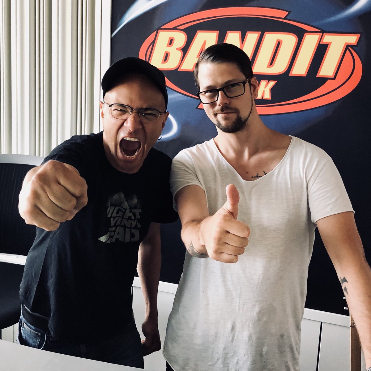 Bandit Rock (@banditrock) on Twitter photo Nu är <a href="/dankojones/">Danko Jones</a> på besök hos @ThePeterKjellin i studion! Hör oss snacka om hans nya bok som han signerar & läser högt ur kl. 16 idag på <a href="/soundpollution1/">SoundPollutionStore</a> och mycket annat! Nu är <a href="/dankojones/">Danko Jones</a> på besök hos @ThePeterKjellin i studion! Hör oss snacka om hans nya bok som han signerar & läser högt ur kl. 16 idag på <a href="/soundpollution1/">SoundPollutionStore</a> och mycket annat!
