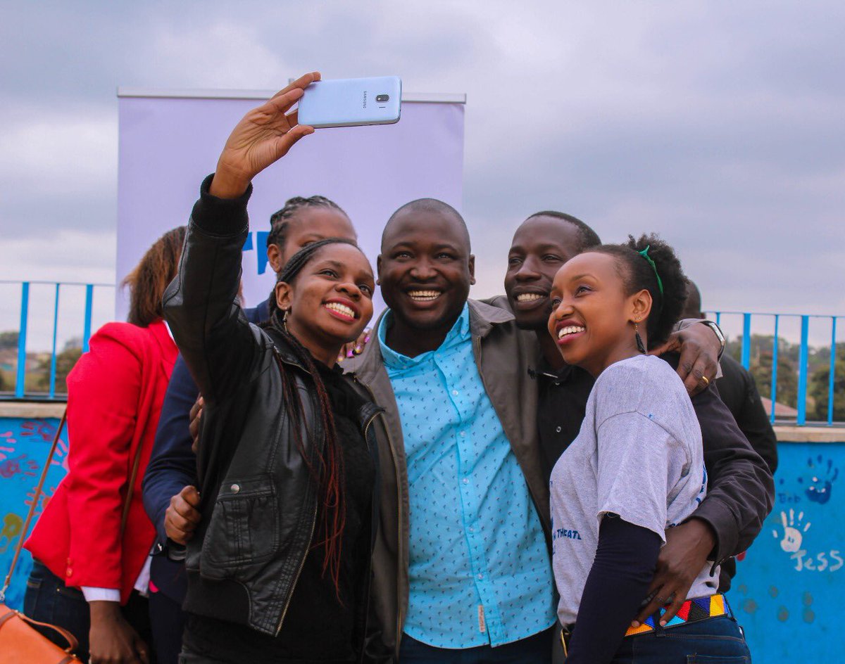 I had a great discussion with the ⁦<a href="/GlobalShapers/">Global Shapers</a>⁩ community. I’m very inspired. ⁦<a href="/YGLvoices/">Young Global Leaders</a>⁩ ⁦<a href="/hope2shine/">SHOFCO</a>⁩