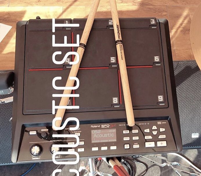 LostTigerBand's tweet photo. PLEASE HELP AND RETWEET

ALL OUR MUSIC EQUIPTMENT HAS BEEN STOLEN FROM OUR CAR AT CHERWELL VALLEY SERVICES, MONDAY 23RD JULY. 

EVERYTHING IS LABLED WITH ‘LOST TIGER’

#losttiger https://t.co/bPtMyurz6B