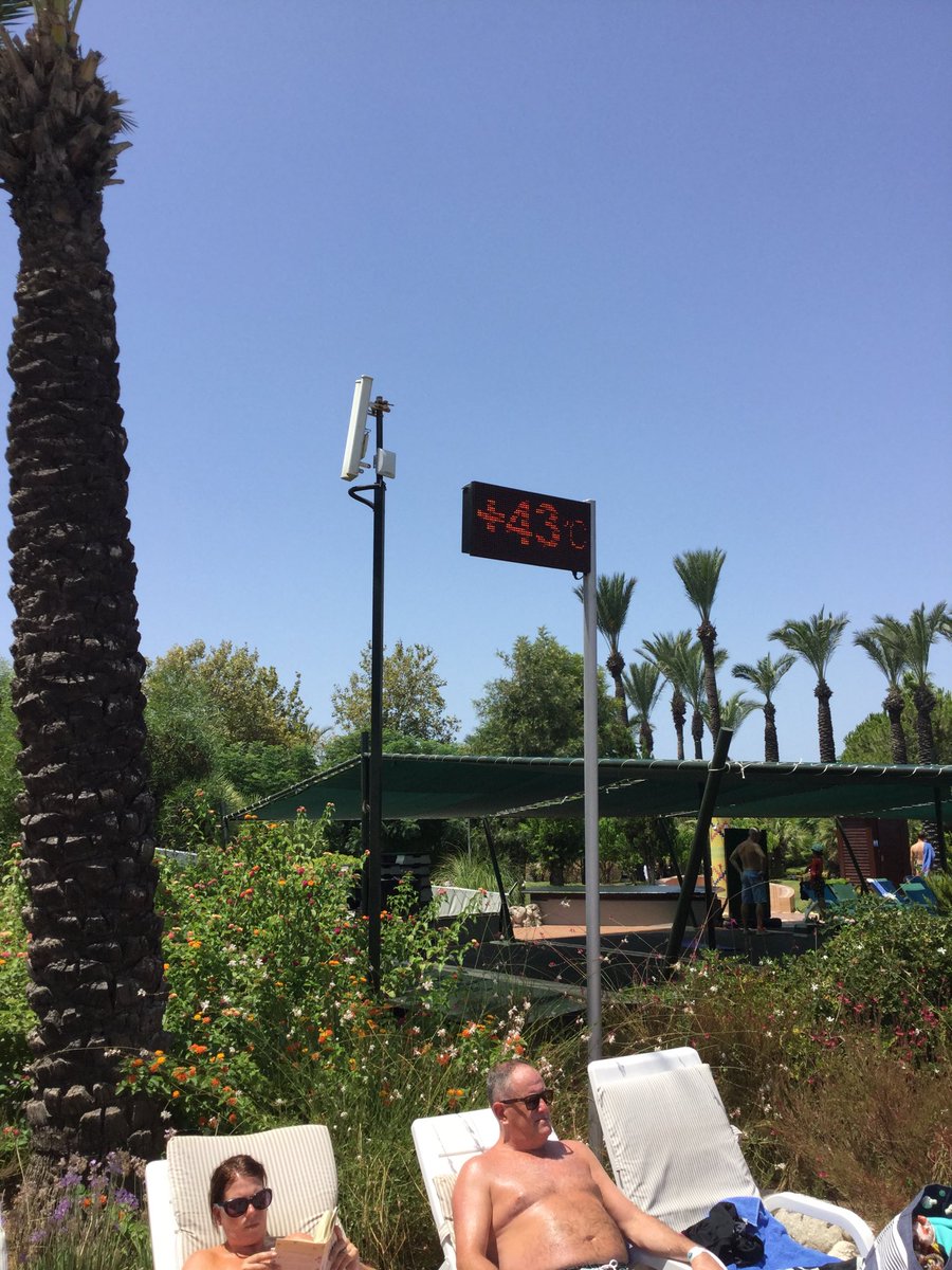 markconway17's tweet photo. Scorcher today😅 https://t.co/1MqXM0fOak