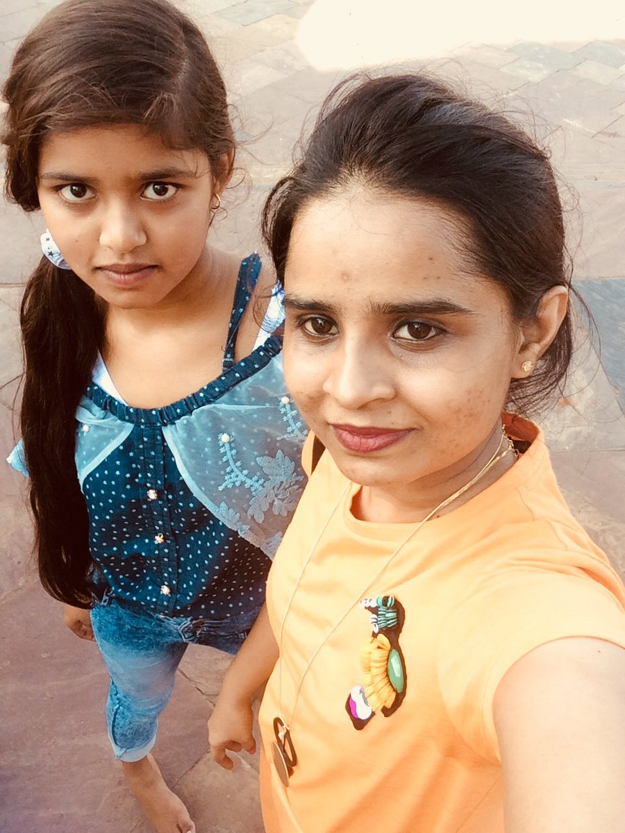 mahimasingh534's tweet photo. https://t.co/Pxtvj2jB0R
