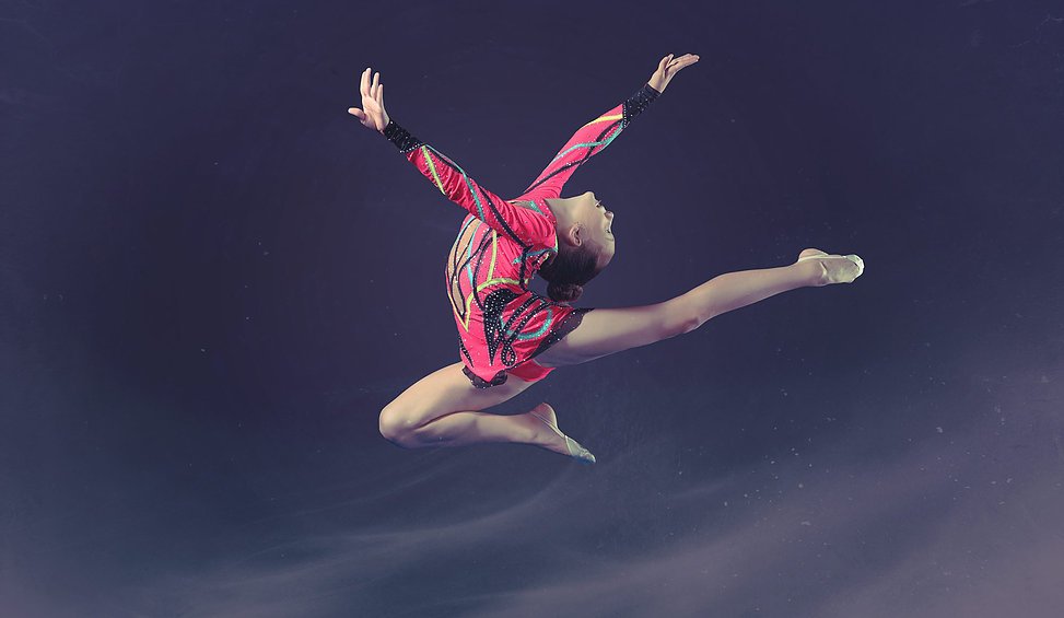 dynamics_motion's tweet photo. “Dance Is An Art, Paint your dream and Follow It.”-Steven Thompson. #dance with https://t.co/B0padUkvfm #stretching #flexibility #motivation #fitnessmotivation #fitnessfreaks #Mobility #motivationalmonday #health #yoga #motiondynamics #motiondynamicshk #motiondynamicshongkong https://t.co/3jzkWXGdoq