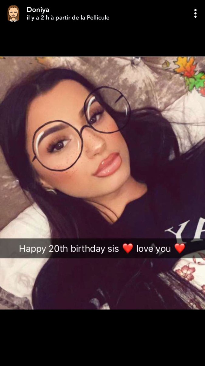 MalikFrUpdates's tweet photo. Snap ~ Doniya souhaitant un joyeux anniversaire à Waliyha sur sa story https://t.co/2DZwo2OyJQ