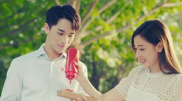 ManoodTingJeen's tweet image. #EvolutionOfLove. นำแสดงโดย
#จางรั่วหยุน #จางเทียนอ้าย #สวีเว่ยโจว #Xuweizhou #ZhangTianAi
#ZhangRouYun บ้านเราจะทำซับร่วมกับเพจมาเฟียซับไทย 
ปล.  ประกาศรับนักแปลช่วยแปล
ไปรอตามได้ที่เพจ
facebook.com/CNseriesFC/