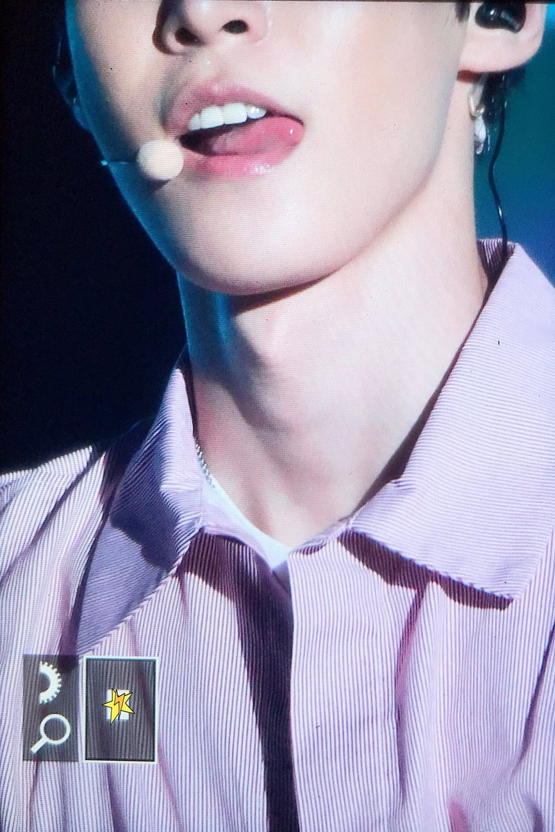 Spellbound_0201's tweet photo. 180723 울산 음악중심
Preview☎️

#도영 #DOYOUNG #NCT https://t.co/IYjd0tb1Cx