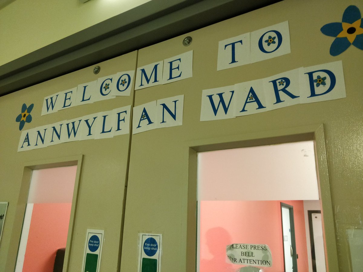 DanWat61's tweet photo. Just visited the #Annwylfan Ward at Ystrad Mynah Hospital to discuss opportunities for cadets to help out on the ward to benefit the patients. We already have a few plans in the works! @DementiaFriends @GPPoliceCadets @NationalVPC #Intergenerational #PCEllis @FfrindIMi https://t.co/X2blqVdlAE