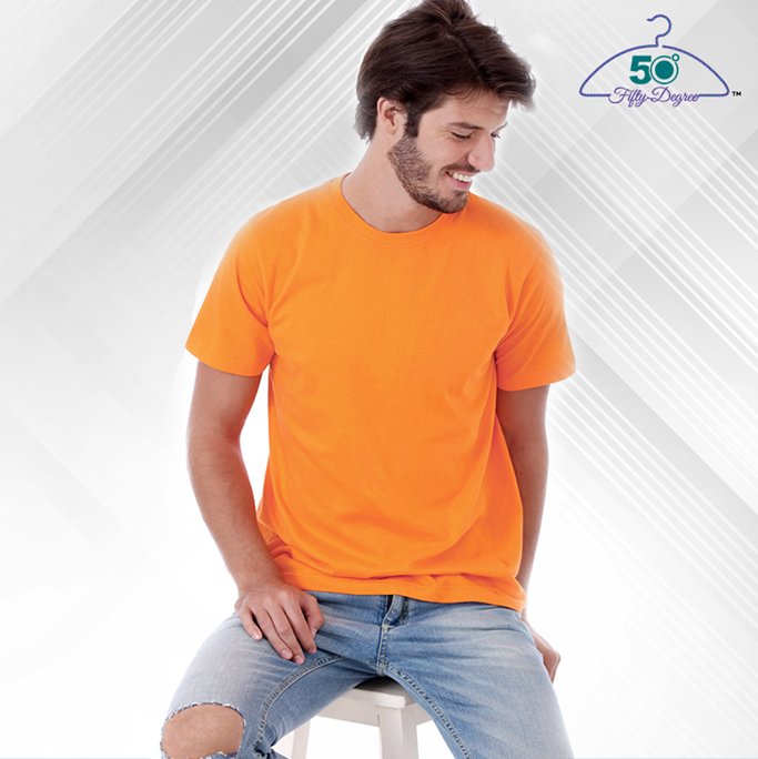 FiftyDegree's tweet photo. Pass on a friendly vibe โ tango with a tangerine t-shirt and a pair of ripped jeans.
Catch the #FiftyDegreeFever
#FiftyDegree #NoMoreBasic
.
.
.
.
#mensfashion #ootd #menswear #style #streetstyle #mensstyle #photography #mensfashionpost https://t.co/sy8wAkXN05
