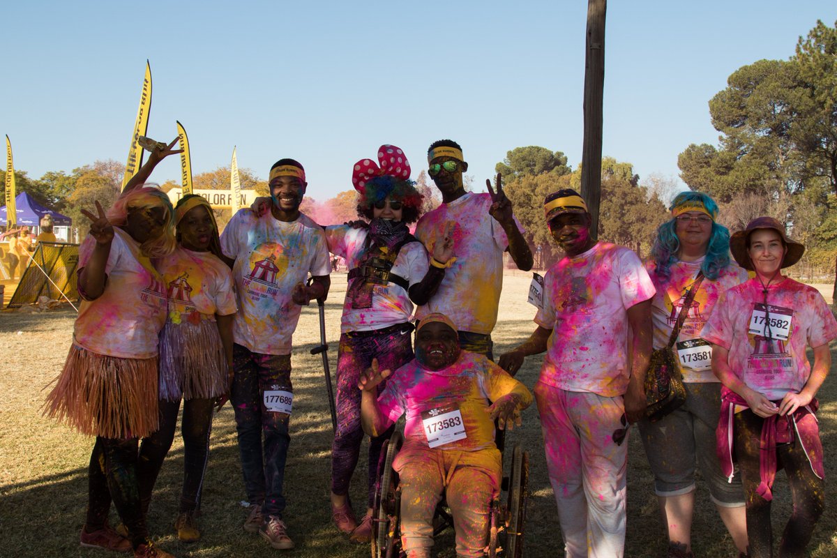 LegadimaHC's tweet image. Some pics from #Pretoria #Happiest5k #TheColorRunSA