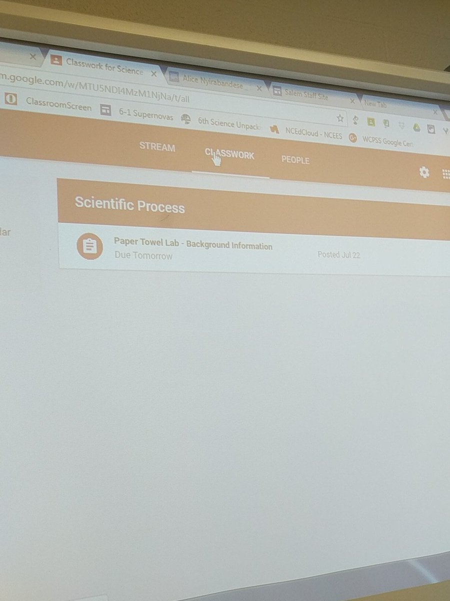 joy_sugg's tweet photo. Diving in head first with the new beta version of Google Classroom.  Students are being so helpful.  The new Classwork page is a great improvement. It rolls out to all users in August.  #salemproud #googleclassroom @supernovassci @TimothyBelton7 @SalemPrincipal https://t.co/z2KkO7ZlzW