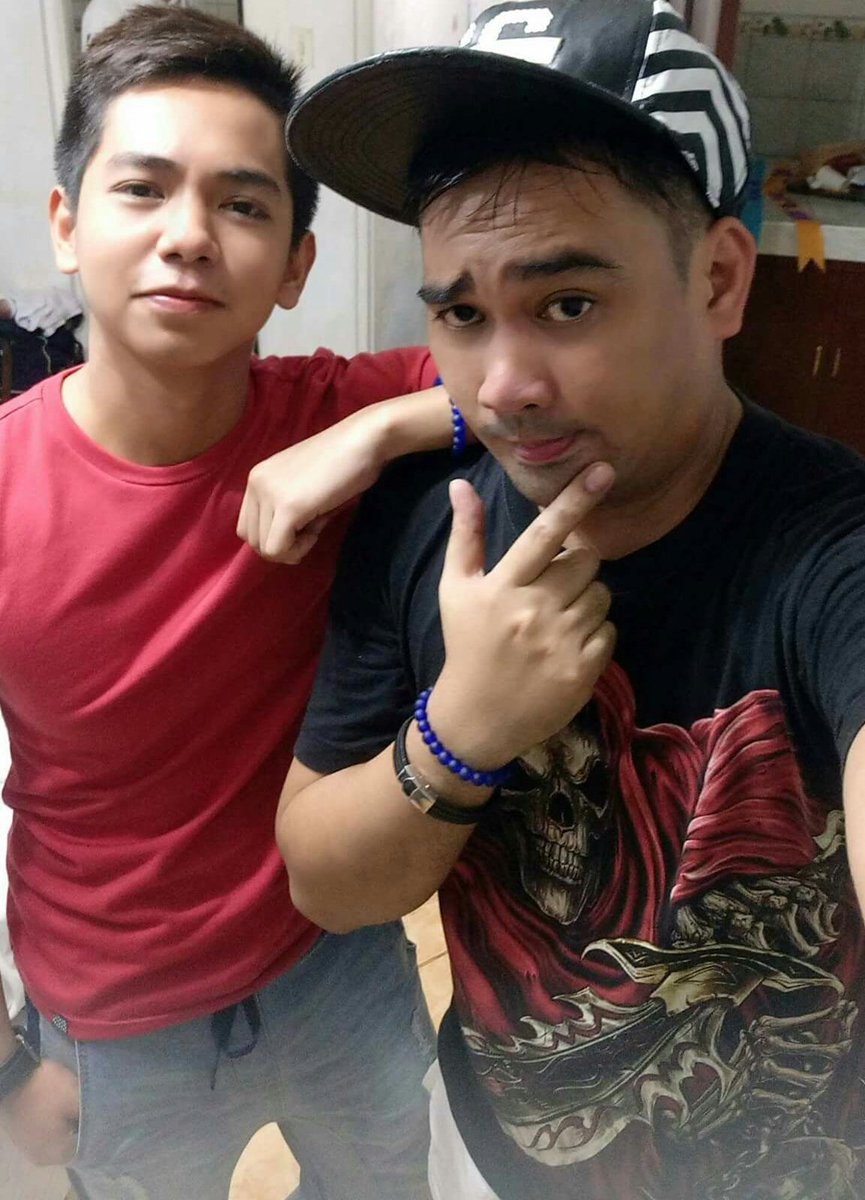 KiddoMendoza's tweet image. rain or shine natuloy din ang swimming.. thanks guys sa mga umattend.. #pogiProblems joke lang..thanks sa pics kuya milo..📷