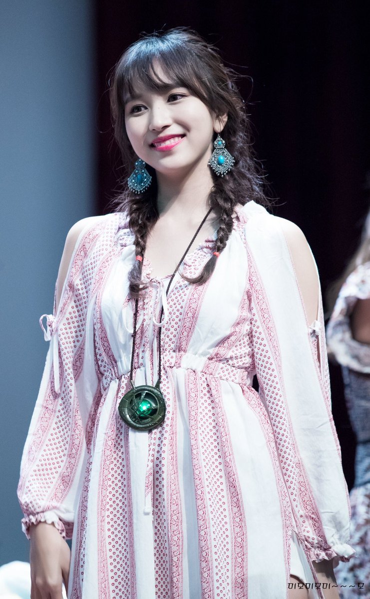 MinaBrasil_'s tweet photo. [#PIC] 21.07.18 Mina no fansing do Summer Nights em Sangam 
cr: nas fotos 
#트와이스 #미나 #TWICE #MINA https://t.co/WUQ6CIXBbM