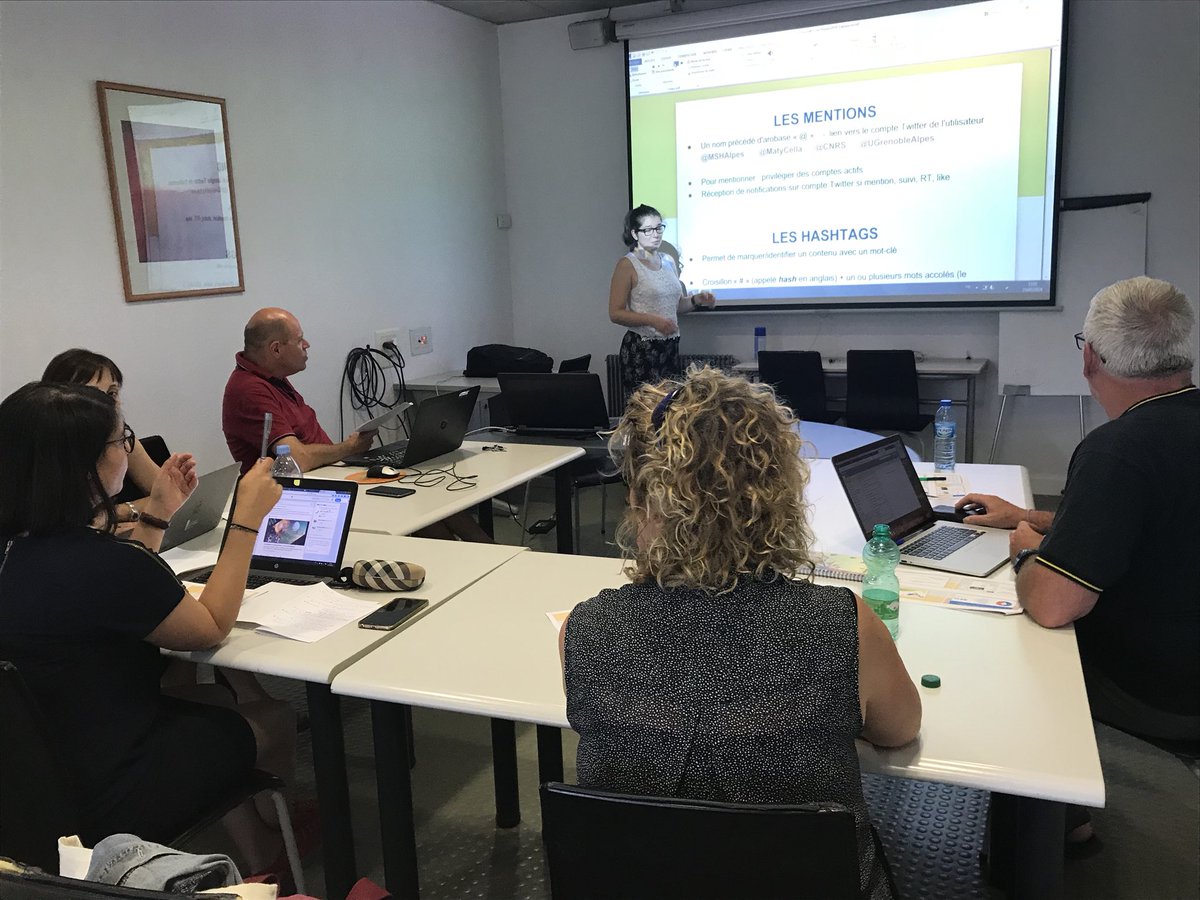 MSH_A's tweet image. Aujourd’hui mini formation Twitter pour les membres #HumagoraGre Merci @MatyCella !