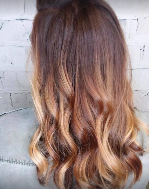 TanglesN's tweet image. Warm coffee shades are just what this girl ordered! Tessa balayage this beauty with @Redken5thAve and styled her with @bumbleandbumble.