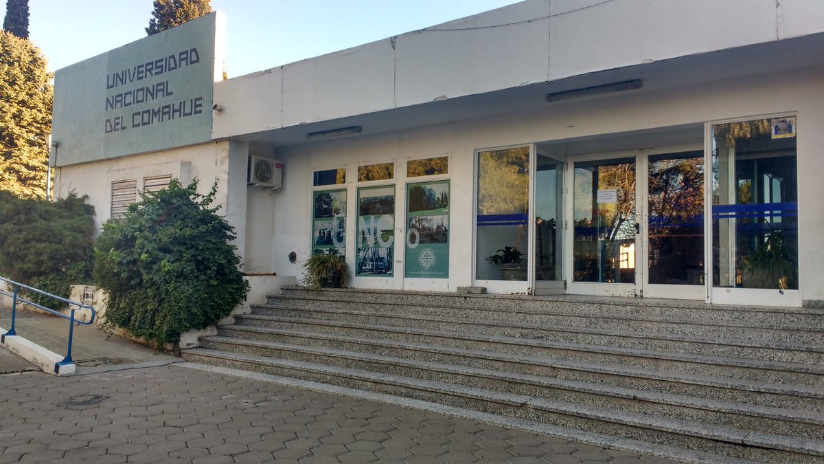 chechealumine's tweet photo. #Neuquén Crítica situación financiera de la Universidad Nacional del Comahue. El 6 de agosto inicia medidas de fuerza #ADUNC. Nación adeuda 52 millones de pesos https://t.co/hoEUwSmngj