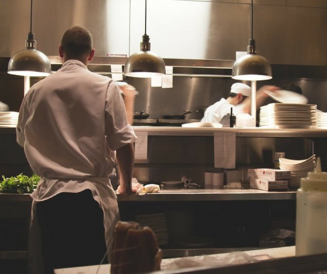 IlCorsoCA's tweet photo. We fill your plates, you fill our hearts. https://t.co/mNgGUqLfrE