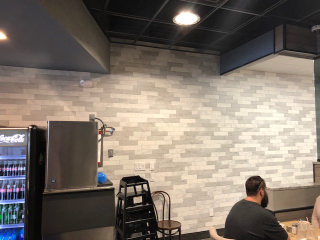 Yesterday we visit the new Over Easy Kitchen at Holmdel, besides the delicious food, the final result of the tile design from our store came out amazing! Congratulations on the new place! #overeasykitchen #deliciousfood #tiledesign #tilefloor #tilewalls #lateremdesigncenter