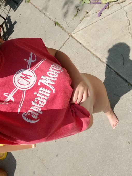 Carmen - Took the day off.. no regrets. Try and find my reddit page and comment a request of positions you'll like to see 😋😋😋 https://t.co/lJR5SJYisf