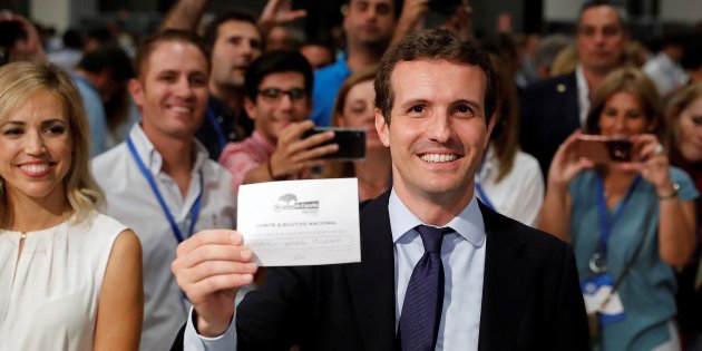 elnacionalcat's tweet photo. La Universitat Rei Joan Carles no troba els treballs del màster de Pablo Casado https://t.co/53DfWjDKhT https://t.co/uh2kj0FsWj