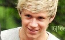 fablmans's tweet image. agora fodeu vai ter que lançar  #1DReleaseInfinityVideo