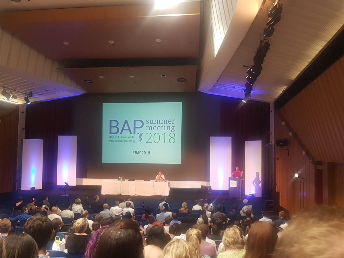 Enjoying the public #lecture with @HPneuro. Jo Neill of <a href="/b_neuro/">Jo Neill</a> introduced <a href="/ProfDavidNutt/">David Nutt</a> #BAP2018 #neuroscience #notallinthemind #science #psychopharmacology #addiction #drugs #policy