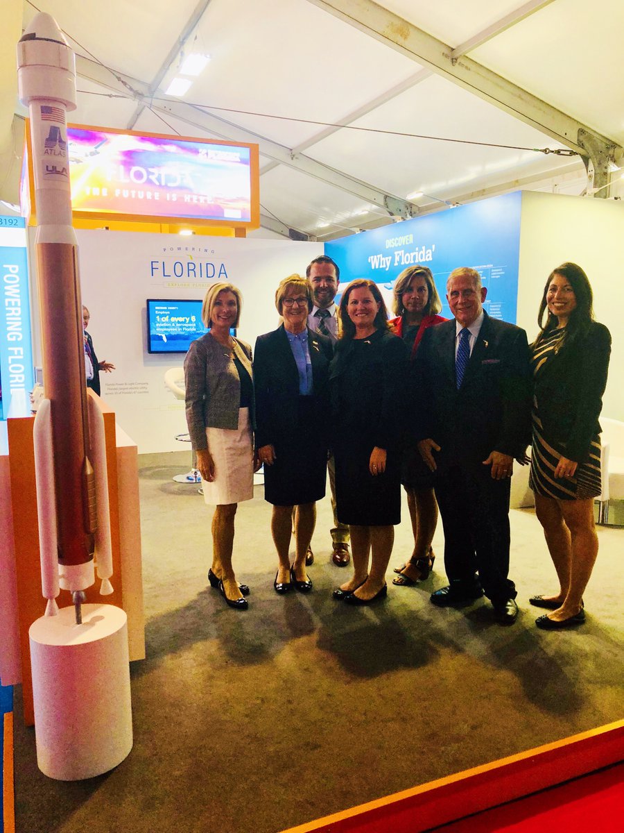 BradentonAreaFL's tweet photo. RT: It was great meeting everyone at #FIA18 at the #FLFIA Pavilion! Missed our #PoweringFL team? Contact us today to set up a meeting about doing business in Florida! https://t.co/9GkEofbi4O https://t.co/BP9pQ1VLT5