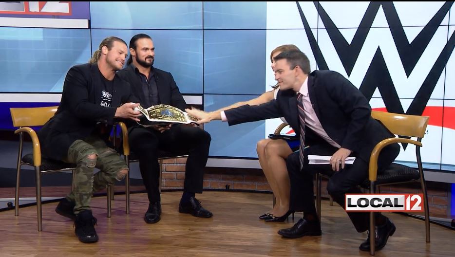 .<a href="/WWEUniverse/">WWE Universe</a> takes Monday Night Raw to <a href="/USBankArena/">hi</a> where <a href="/HEELZiggler/">Dolph Ziggler</a> and <a href="/DMcIntyreWWE/">Drew</a> will team up Monday n ight. First they stopped by Good Morning Cincinnati. bit.ly/2JM3C3J