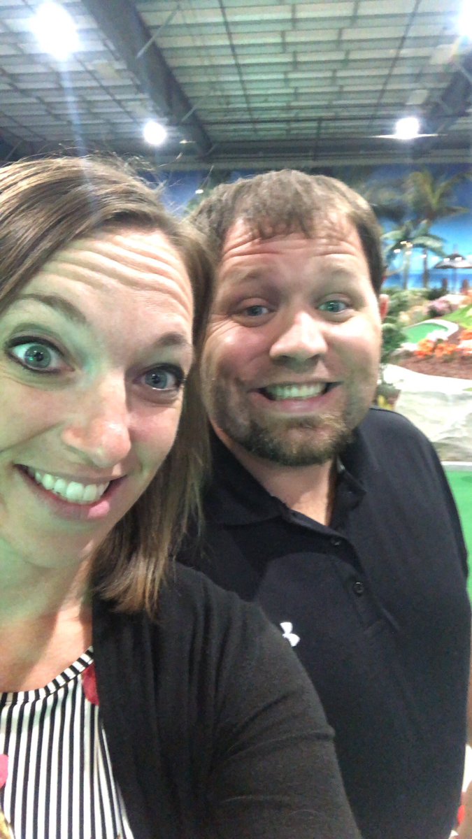tperisho's tweet photo. #sofici personalized golfing— pick your hole for your best outcome. Provide student choice so they can get to their best .Sometimes it’s the red hole. https://t.co/WP2J8dmEON