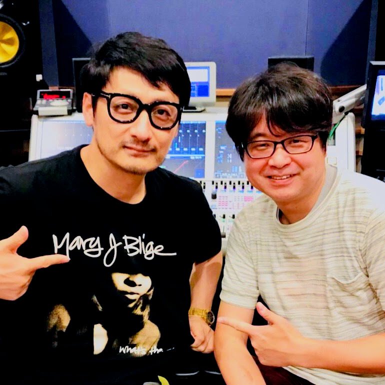 kiyoshimatsuo's tweet photo. 音楽評論家・林剛さんをゲストにお迎えしてお送りした今夜の『松尾潔のメロウな夜』。お楽しみいただけましたか。早くも来年が待ち遠しいですね。来週はリクエスト特集。メールお待ちしていますよ!
#メロ夜 #nhkfm #essencefest2018
#EllaMai #BoodUp
#MJBのTシャツは井上三太くんからのプレゼント https://t.co/AZPgTbY1QB