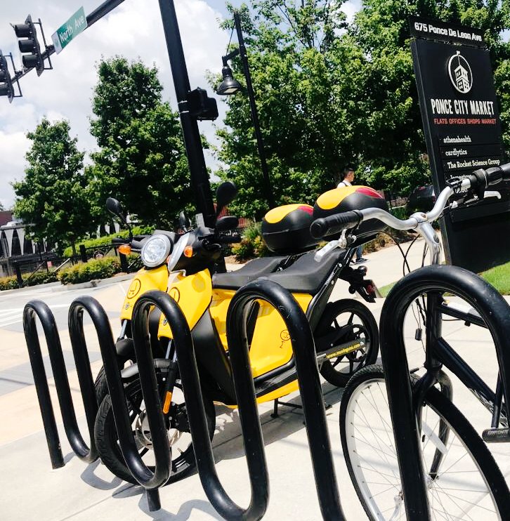 MuvingUSA's tweet photo. Muving is the easiest want to get to @PonceCityMarket. Pull up to a bike rack and forget the parking headache! #muving #getmuving #seeatlanta #atl #summerinthecity #poncecitymarket #electricscooter https://t.co/oNot0iOVje