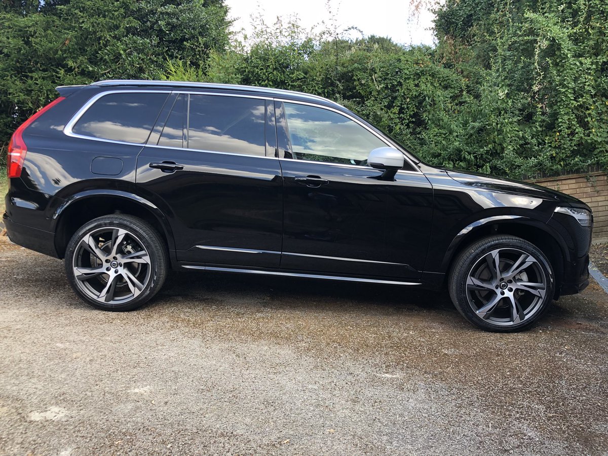 How to make 22inch wheels look small #airsprings #xc90