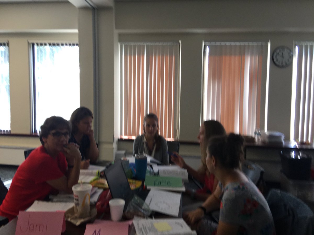 SandburgD205's tweet photo. Conversations about creating equations #talkingislearning #mathlearning #D205teachers #learningneverstops @lifeandlifeonly @dbeedy @ElmhurstD205 @mark_cohen_99 https://t.co/hFmrpHv7Ax