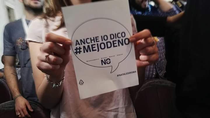 "Vi dicono che affidando ai privati il servizio migliorerà, ma è falso. Usano i disservizi per giustificare le proprie teorie, ma in realtà stanno speculando sui vostri disagi.
E per spiegare questo ci vuole ogni sforzo possibile senza sconti a nessuno."
m.facebook.com/story.php?stor…