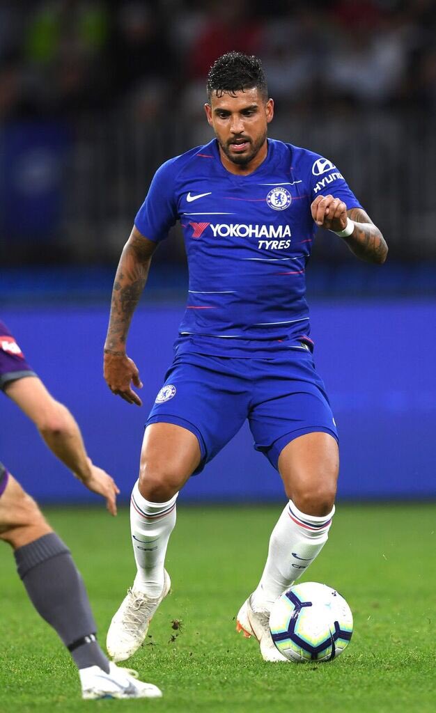 emersonpalmieri's tweet photo. First game of the season and a good win! #comeonchelsea #CFCTour https://t.co/vtOrdVzLd3