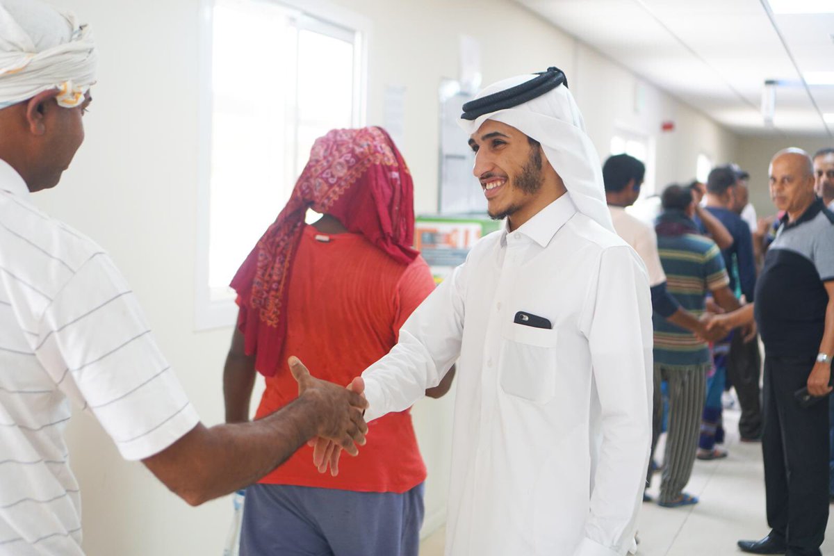 wefeelyou_'s tweet photo. الابتسامة رسالة مليئة بالشكر والعرفان. https://t.co/77yAArF7jX