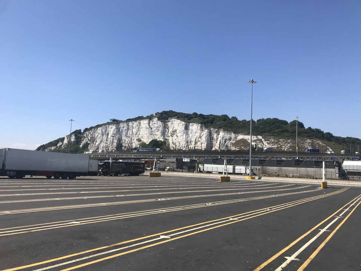 sports_wa's tweet image. Whitley are international! Safely in France and on we go! #Spain 🙌🙌@WhitleyAcademy1