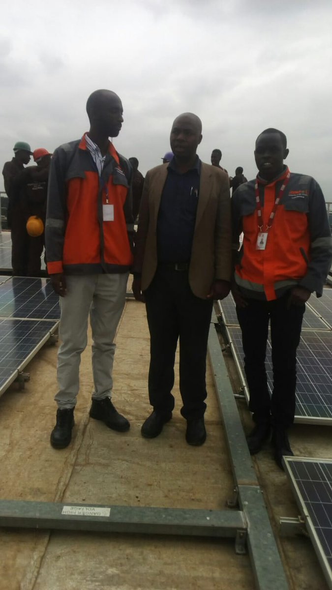 TimKipchumba's tweet photo. @CollegeBeacon @StrathU @QuestworksKenya @BeaconAfrica @JudyIlere @MwihakiSusan1 @liliankolek @paulmiano1 RT: @CollegeBeacon Beacon of Hope College Electrical Engineering department on an Educational Visit at Strathmore University to learn the Solar Photovoltaic and the Installation with grid connection @StrathU @QuestworksKenya
#LearningforExcellence https://t.co/smiHnT1TUl