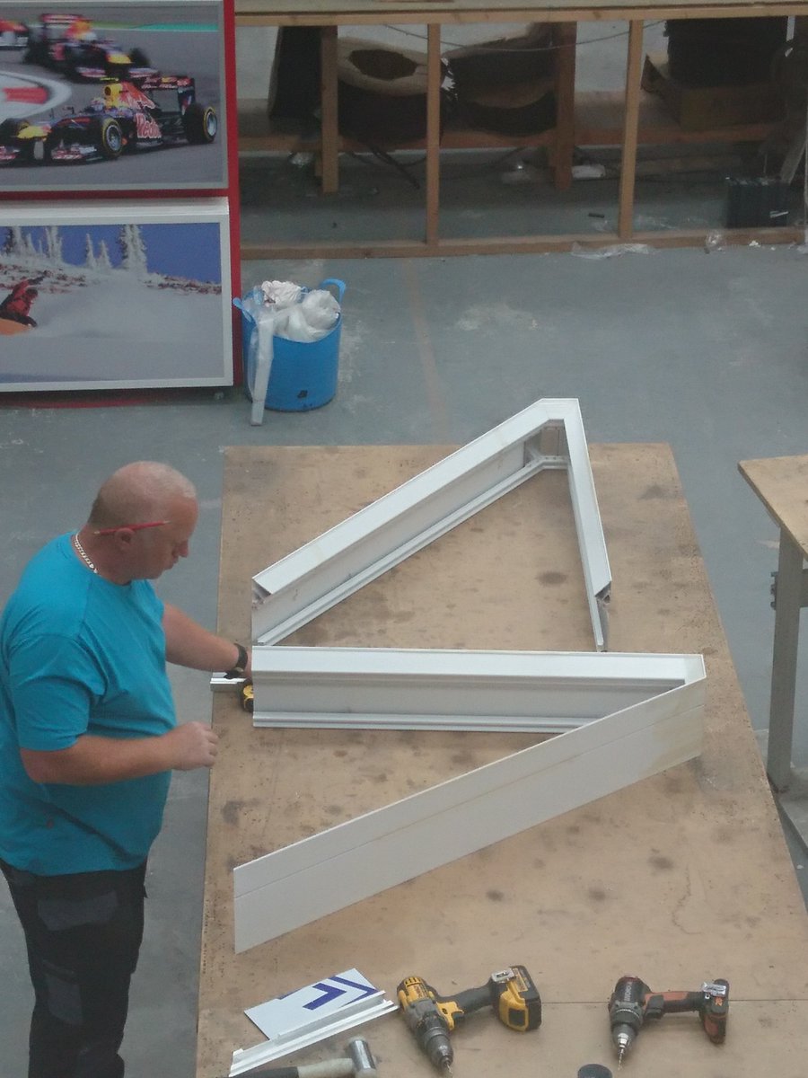 UniversalSignss's tweet image. From small corners .....