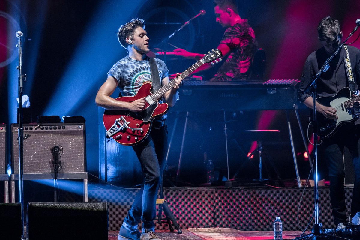 NathanArmstrong's tweet image. FOUR of my favorite artists to shoot 📸 &amp;amp; see live. Congrats @NiallOfficial @Harry_Styles @LiamPayne @Louis_Tomlinson #8yearsOneDirection