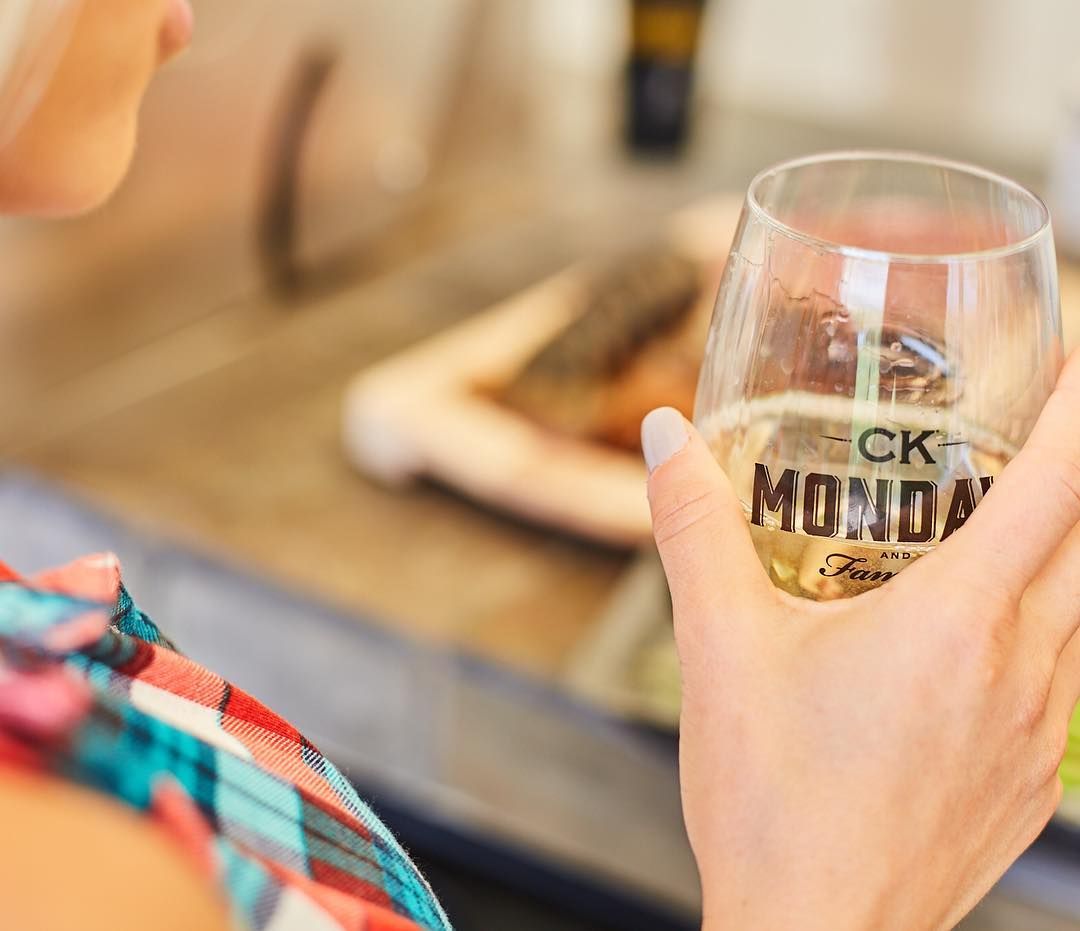 PoolsideLife's tweet image. Every Monday is an opportunity to start over to set up new goals.

poolsidecreations.com

#mondaymotivation #goals #wine