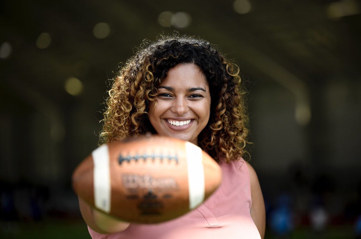 I prayed on this. Waited. 
And the dream came true. Thank you <a href="/Beyonce/">BEYONCÉ</a> and <a href="/XULA1925/">Xavier Univ. of LA</a> for believing in me. And thank you to <a href="/jemelehill/">Jemele Hill</a> who my essay was about. Thank you for being an inspiration to black female journalists like myself.

Y’ALL I AM A BEYONCÉ RECIPIENT