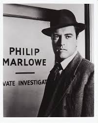 vickiolsen48's tweet photo. #HappyBirthday #RaymondChandler creator of #PhilipMarlowe the ultimate #PrivateEye . #BornJuly 23, 1888. #PulpFiction #TheBigSleep #FarewellMyLovely # https://t.co/yhyg4S1Iiy