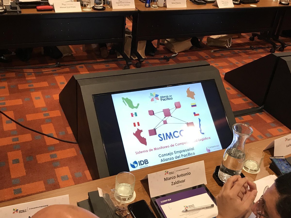 <a href="/CrimsonLogicPa/">CrimsonLogic Panamá</a> presentando al Consejo Empresarial la primera fase del SIMCOL - Simulador de Competitividad Logística para la Alianza del Pacífico. Summit Presidencial de la <a href="/A_delPacifico/">Alianza del Pacífico</a> en Puerto Vallarta. <a href="/the_IDB/">Inter-American Development Bank</a> <a href="/Promperu/">PROMPERÚ</a> <a href="/comexperu/">COMEXPERU</a>
