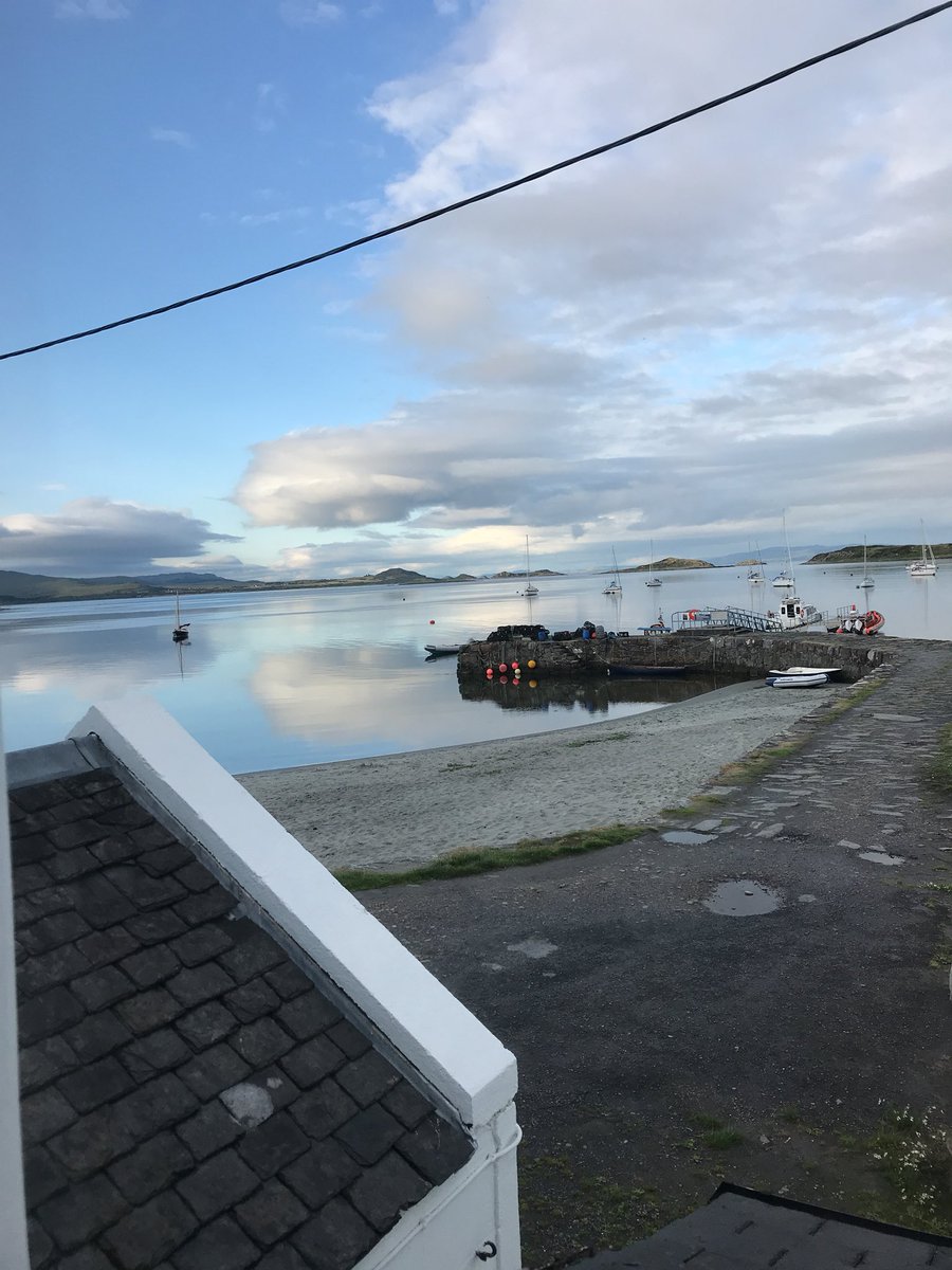 Not bad this holiday stuff... #naehockeybut