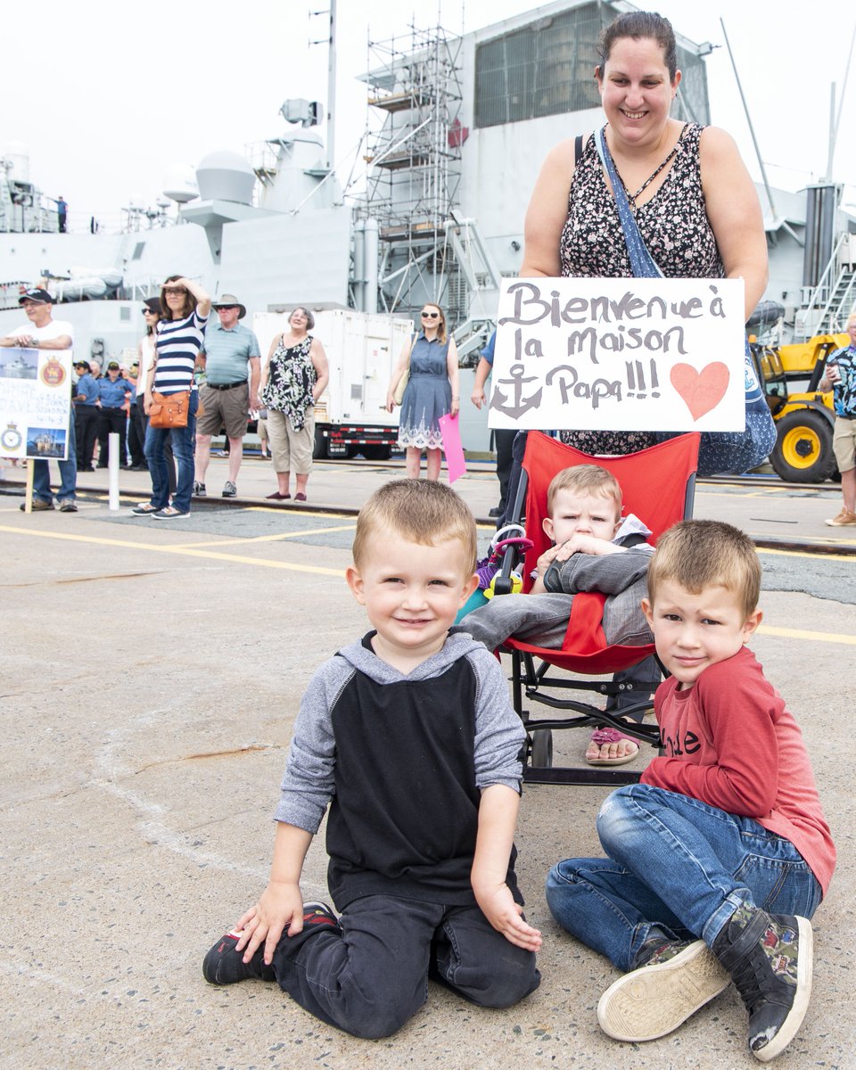 Comd_RCN's tweet photo. HMCS St. John’s returns to Halifax after a tremendous deployment! #BravoZulu for your professionalism and commitment to #ExcellenceatSea. Thank you to the families of the crew - your support directly contributed to this great success. https://t.co/c27NjRb8py