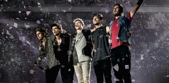 almightiemgc's tweet image. i’m not crying you’re crying #8YearsWithOneDirection